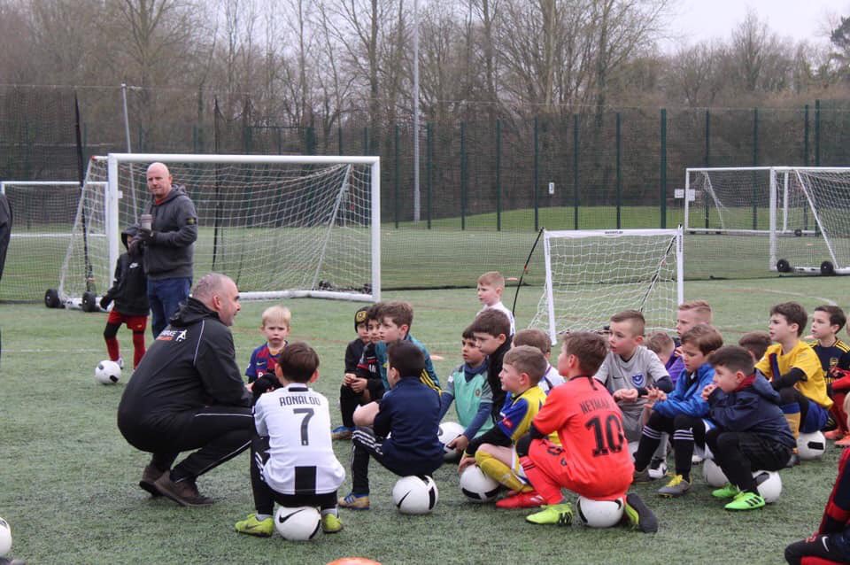 matthewconlon70's tweet photo. @TerryArnoldDXB @QPR Company: WMF Farnborough 
Description: Football Coaching Company 
Website: https://t.co/j6il7cE0J6
Contact Details: matthewc@wemakefootballers.com

#QPR https://t.co/079cfrE9Qv
