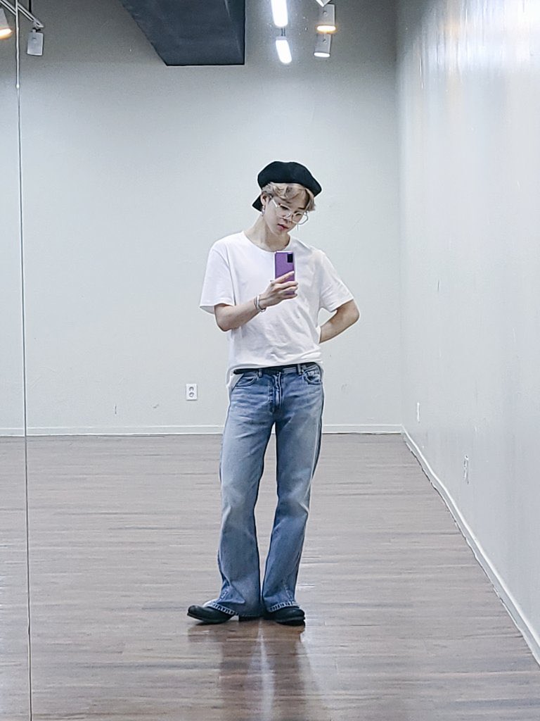 he’s so cute wtf :(