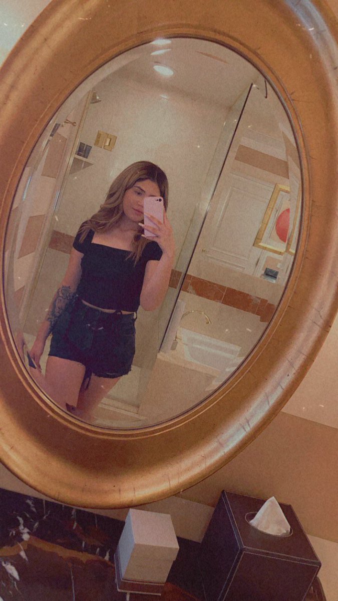daisyyalv's tweet photo. photo dump 📸🖕🏻 https://t.co/AyF6OSoeJK