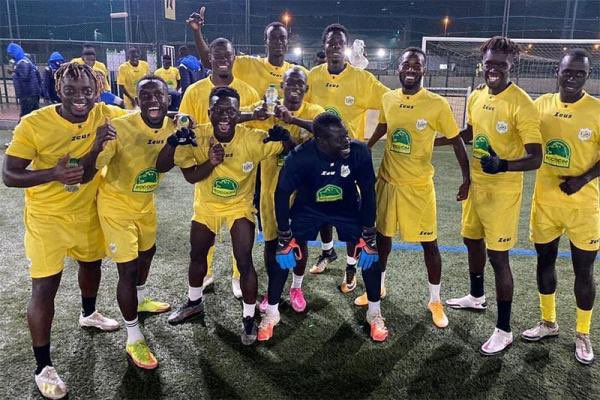 FAIRE MIEUX QUE LA JA?Le Tfc de Babacar Ndiaye n’a pas lésiné sur les moyens pour se construire une réputation. Le club s’est doté d’un R+2 pour un bloc administratif, et de 2 bâtiments de R+2 pour loger ses joueurs, qui perçoivent des primes de match de 100 mille ou +, selon.