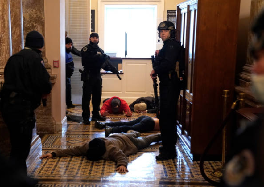 mviser's tweet photo. The images being captured today by the great @drewangerer are just unbelievable. https://t.co/dIYNLbZbCl