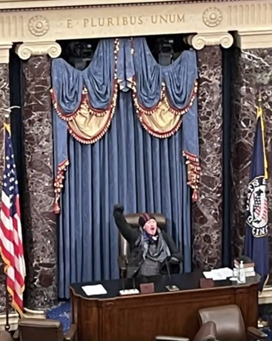 eterry28's tweet photo. This is what they think of our house. Can you imagine the outrage they would have over someone taking a knee at a football game?! https://t.co/uvp03zaB9k