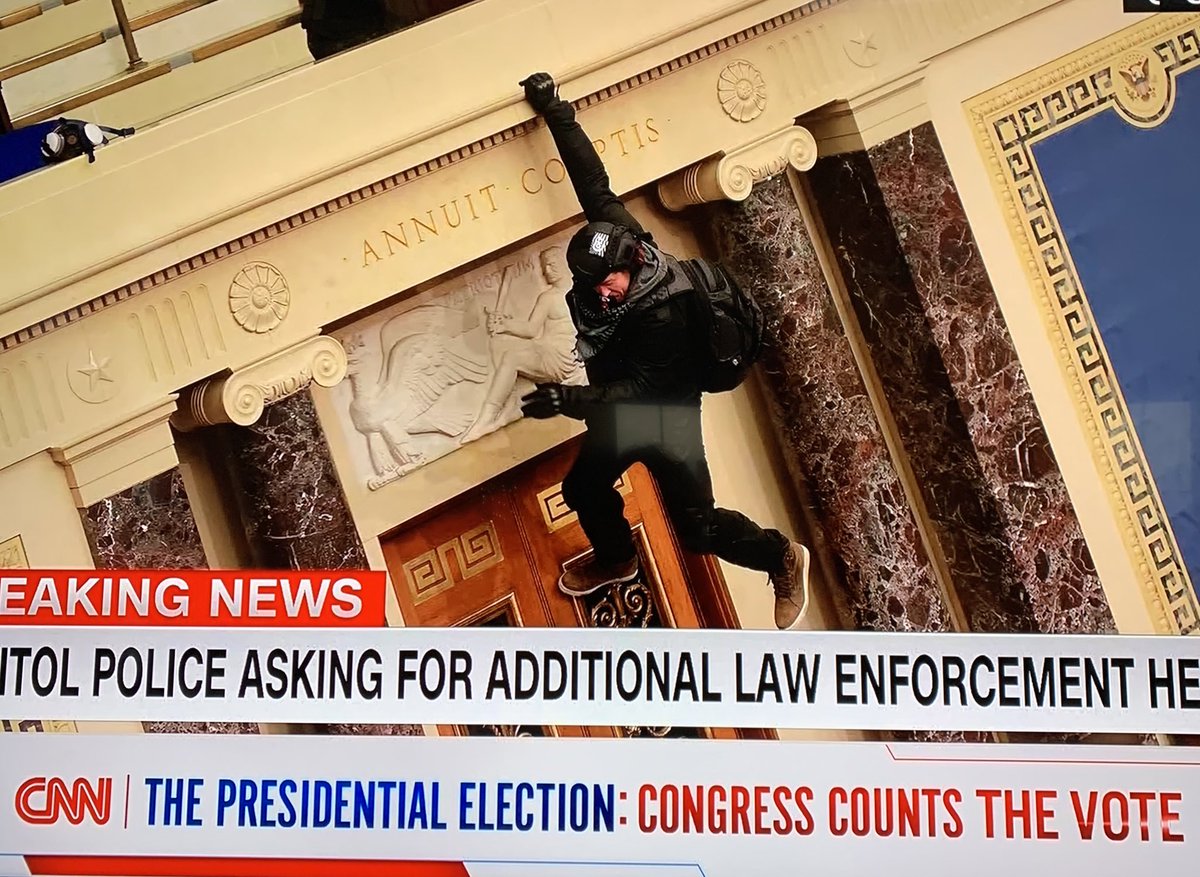 AlyssaMastro44's tweet photo. trump needs to be removed from office today #25thAmendment https://t.co/y6IFgix2WD