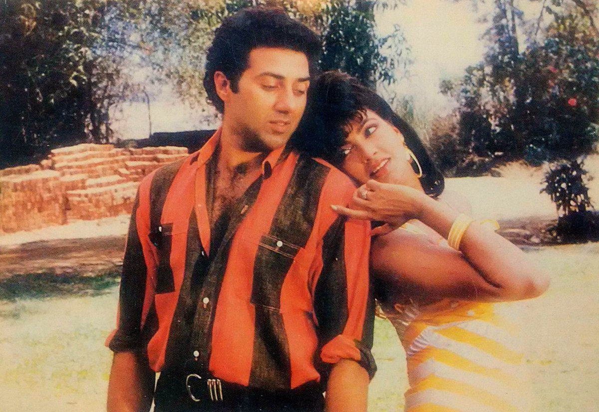 #32YearsOfVardi #6Jan1989

#SunnyDeol #JackieShroff #MadhuriDixit #KimiKatkar
#KaderKhan #VinodMehra #RazaMurad #PareshRawal #Dharmendra
#UmeshMehra 
#BollywoodFlashback #80s