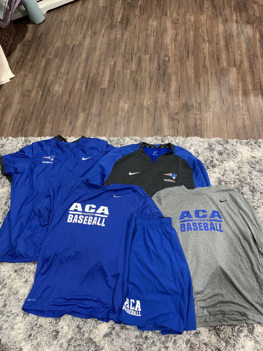 kade_mcgee7's tweet photo. Baseball program showing the strength coach some LOVE! Can’t wait for Spring! ⚾️ #Swag #liftweights #hittanks https://t.co/c3213NBcK1