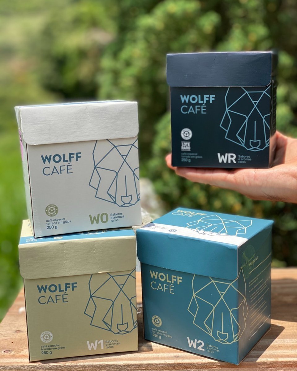 Apresentamos um novo jeito de receber seu Café.
NOVAS EMBALAGENS WOLFF CAFÉ!
Caixinhas biodegradáveis que seguem a nossa filosofia de empresa, buscando sempre o cuidado e respeito pela natureza.