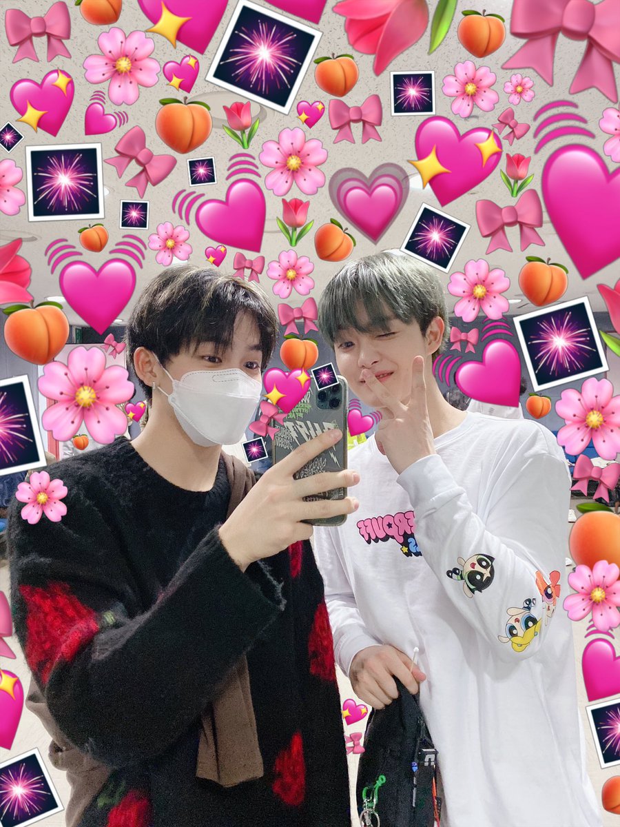 xhighjunx's tweet photo. happy birthday 🤍 https://t.co/fg5YlBscrn