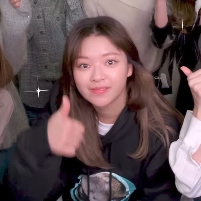 JeongyeonUnion's tweet photo. Jeongyeon looks healthy and well😭🥺
Take your time, Jeongyeon💚 One day at a time~ https://t.co/YcGYYJ2ieA