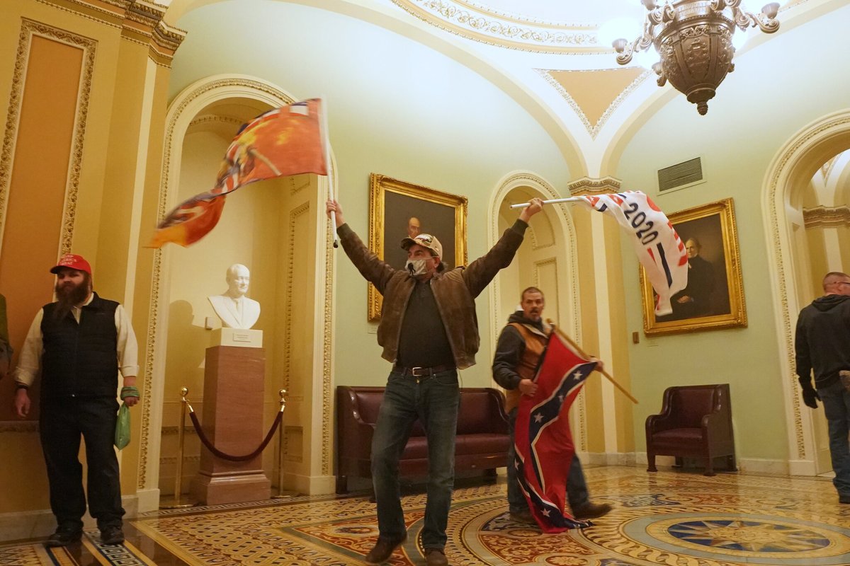 Benjayyyyyyyy's tweet photo. They wove the confederate flag in the faces of our founding fathers... its domestic terrorism...
#CapitolBuilding https://t.co/hHQZ3H8wOM
