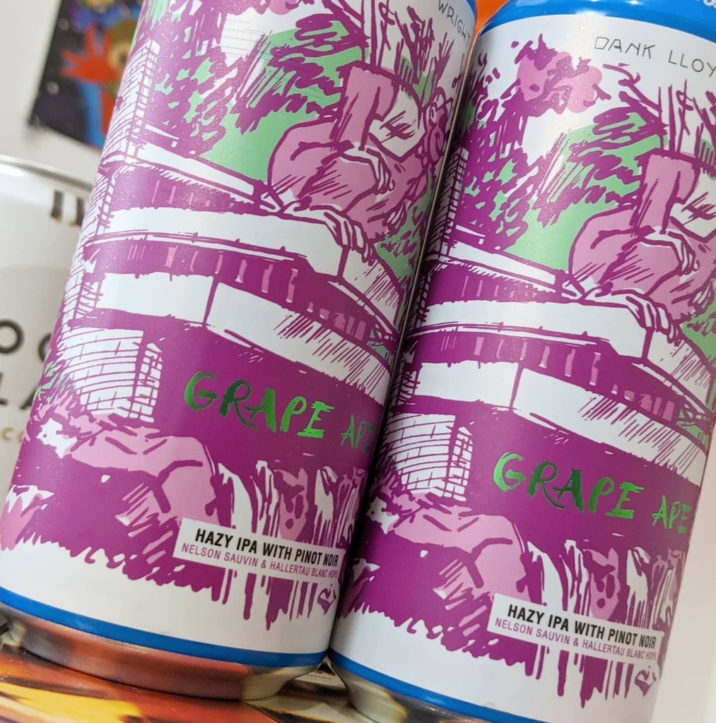 ChicagoBeerPass's tweet photo. Grape Ale from @solemnoathbeer. A Hazy IPA with Pinot Noir 🍻
.
.
#nepale #neipa #craftbeer #drinklocalbeer #quarantine #beerquarantine #drinklocal #podcast #chicagobeerpass #instabeer #beerstagram #beerofinstagram #untappd #beergeek #beernerd #beerl… https://t.co/cg9o0kbGJW https://t.co/NmjBAvueGb