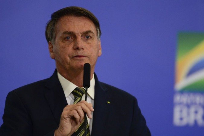 correio's tweet image. Bolsonaro diz ser favorável a separar alunos inteligentes de "atrasados".
bit.ly/3bhu8mW