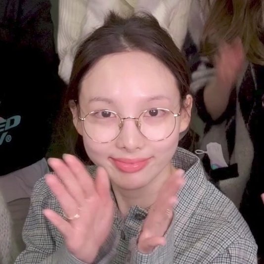 na6eon's tweet photo. barefaced nayeon i have feelings for you https://t.co/A0OyonoVbZ