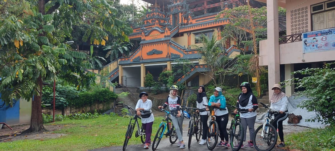 BibaPatty's tweet photo. Yuksss olahraga biar sehat 🚴

#gowes #gowesambon https://t.co/2Rt8Ph5ZUx