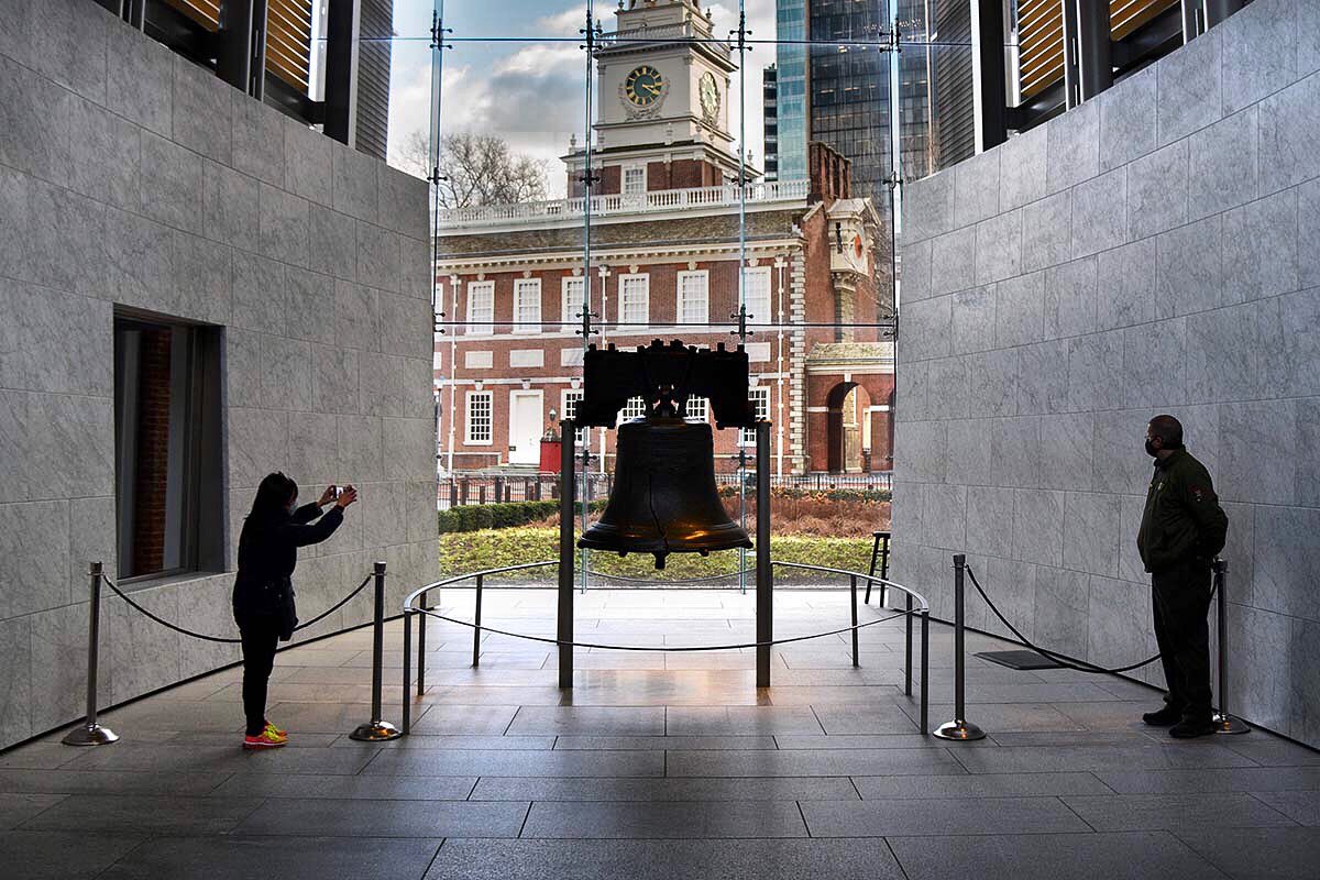 TomGralish's tweet photo. The scene at the Liberty Bell at 3 p.m. on one of the darkest days for our republic’s democracy. After the Civil War Americans sought a symbol of unity, and the bell traveled across the country to help heal the wounds. To this day it remains an international symbol of freedom. https://t.co/xfRF3be6Ah