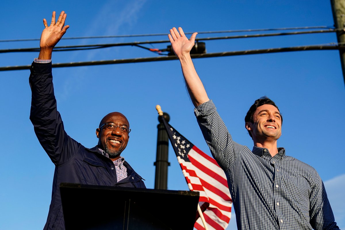 ajplus's tweet image. BREAKING: Democrat Jon Ossoff has defeated GOP incumbent David Perdue in Georgia’s runoff, reports @AP.

With Raphael Warnock’s win, the Senate is now split 50-50, and VP-elect Kamala Harris will have the tie-breaking vote.