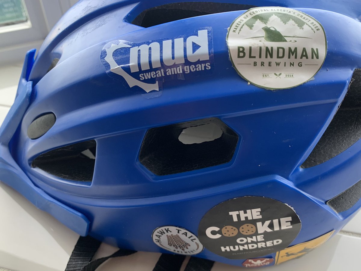 sylvanbikerguy's tweet photo. Today would be an awesome day for a ride on a Fatbike. Hopefully January 16th will be my day.  #gfbdgiveaway2020
#showmeyoursticker @blindmanbrewery @msgreddeer  Thanks for the opportunity @blindmanbrewery @mudsweatngears https://t.co/IAiihnrJcW
