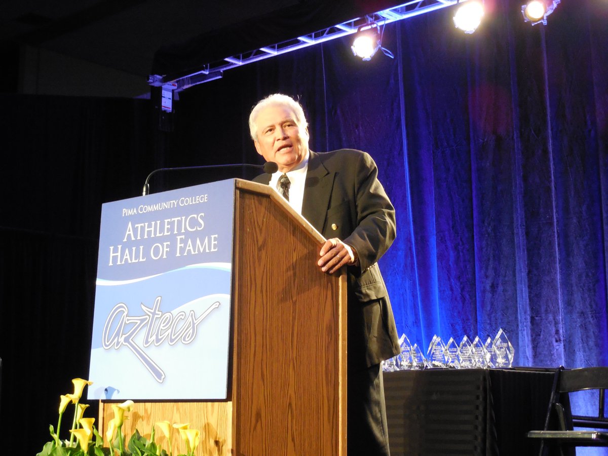 PimaAthletics's tweet photo. We are saddened by the passing of @BaseballPima coach Rich Alday. Our thoughts are with his wife Norma and their family. He had a record of 517-251 in 18 seasons at Pima. Check out the link to get a glimpse of who he was and his impact. #PimaBaseball
https://t.co/rh1iDOC05n https://t.co/EdaSF6iKt8