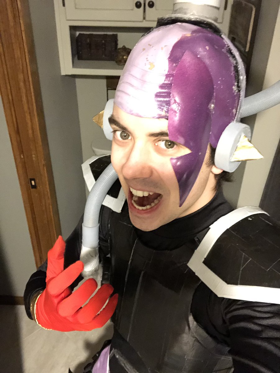 SeanDon1994's tweet photo. Just trying to do some touchups for my #zoda 
.
.
#FZero #fzerogx #cosplay #costume #touchup #project #fixingup #nintendo #Gamecube #n64 #Nintendo64 https://t.co/yBeakD5Am9