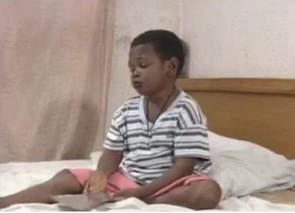 lasupikin's tweet photo. @Mbahdeyforyou Charlie Charlie can mbah hair grow🤣🤣🤣 https://t.co/Bse1Wwq0Bs
