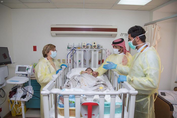 صحيفة الوسط الكويتية مستشفى الملك فيصل التخصصي ينجح بإجراء زراعة قلب لطفلة رضيعة لم ت كمل عامها الأول منوعات