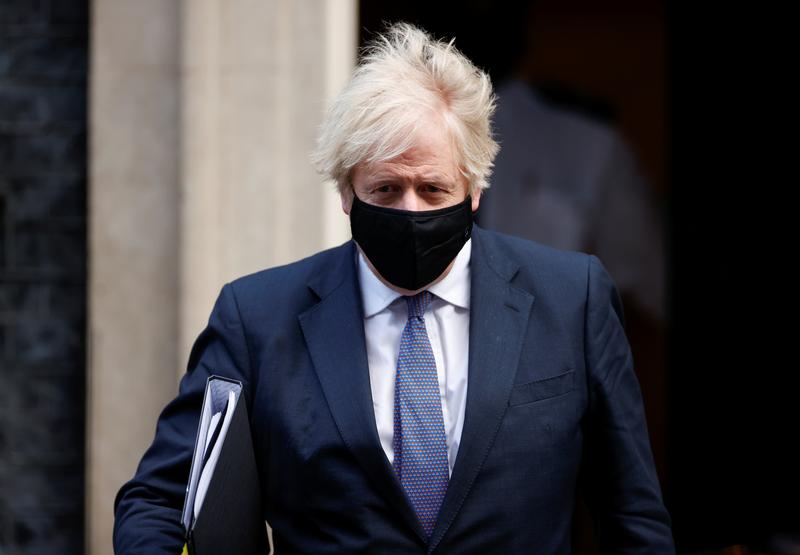 Reuters's tweet photo. UK PM Johnson calls for end to 'disgraceful scenes' in Washington https://t.co/gngddlgHek https://t.co/3vFRkLVobt