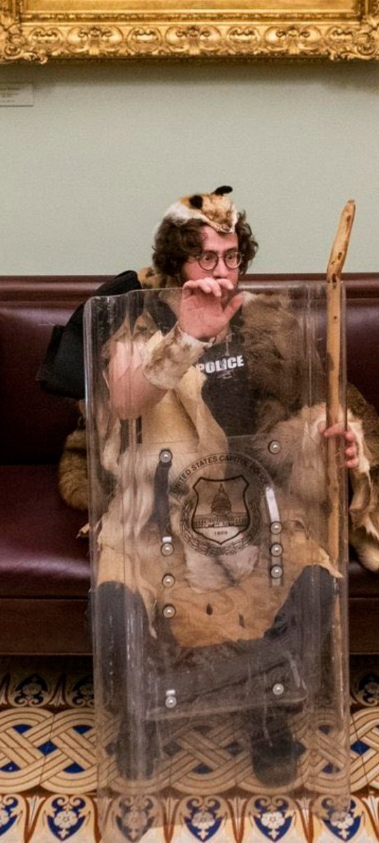 Cuando te baja la keta y te das cuenta que has asaltado el Capitolio.