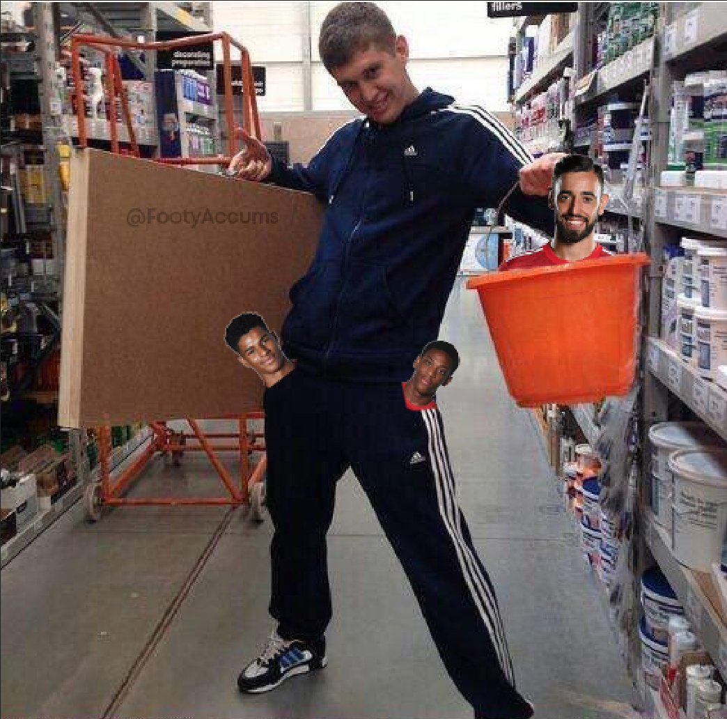 tomlyons92's tweet photo. John stones is the greatest defender, maybe player to ever have graced the game. https://t.co/bDU0ebxTh8