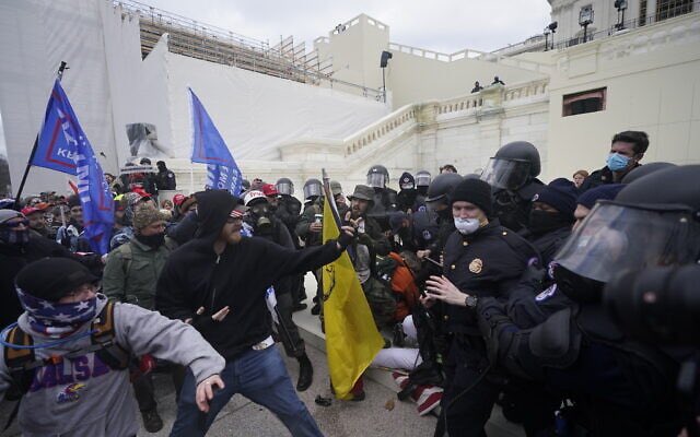 Poohmanfoo's tweet image. The Grinch had nothing on this deplorable rubbish.