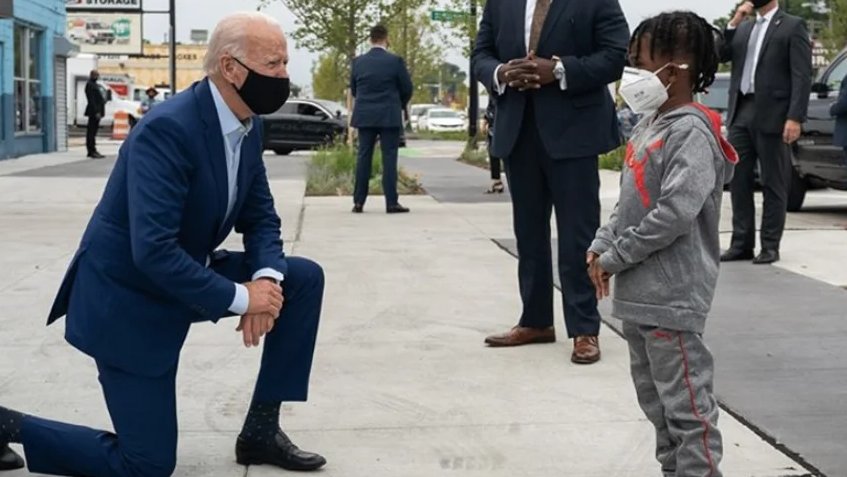 As our children watch, let us stand together to condemn the violent occupation of our nation's Capitol by an angry mob unhinged by the results of a free+fair democratic election. This is an attack on our American democracy+our 230 year history of peaceful transitions of power.