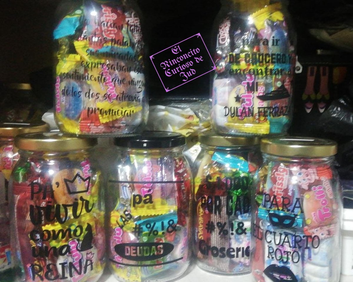 RinconcitoJud's tweet photo. 💜Hermosas alcancías endulzadas, ideales para regalar, la puedes personalizar a tu gusto, de 500ml y 1000ml, no te quedes sin la tuya.
Valor: $18.000 (500ml)
Valor:$ 23.000 (1000ml)
#Alcancia #500ml #1000ml #Endulzada #Handmade #ahorro #frases #regalos #Proposito  #emprendimiento https://t.co/JzqPZ1EhG1