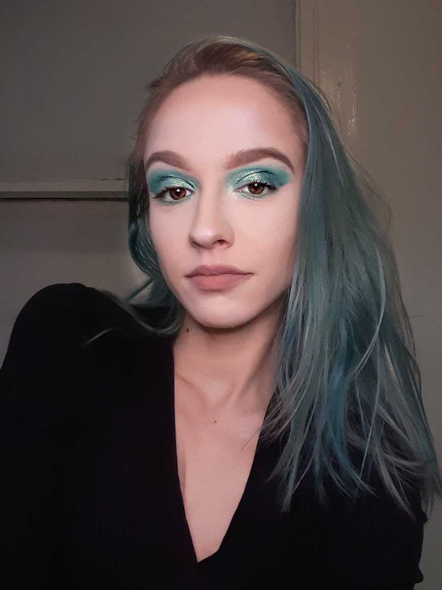 CoonceMarissa's tweet photo. Been a while since I posted a tweet of some of my favorite recent looks
Products by @elfcosmetics @PradosBeauty @JeffreeStar @kyliecosmetics @MakeupRVLTN @Maybelline and more.
https://t.co/8EAINZPngL https://t.co/3cfyOrQOi7