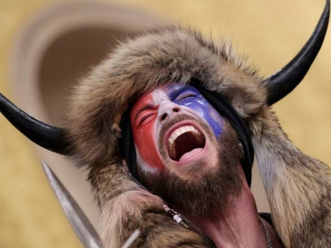 DanielMinchin's tweet photo. I want to see this guy at #Eurovision https://t.co/Ry8HsNUm4O