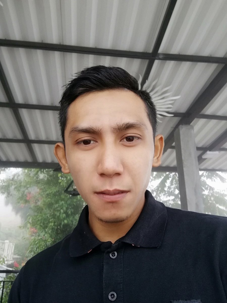 yuzzyus's tweet photo. pagi dunia tipu" https://t.co/CHknToYs53