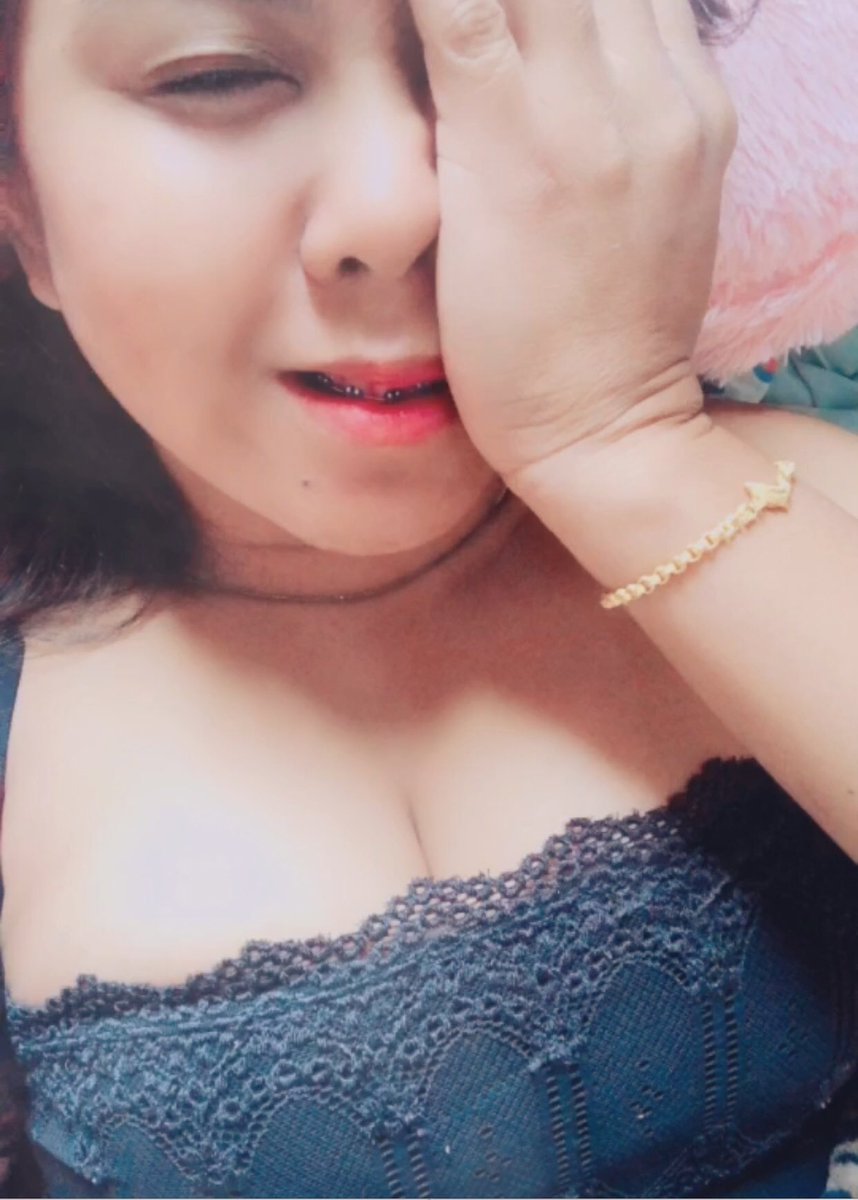AppleSanka's tweet photo. ธรรมชาติของสายตา”คือมองไม่เห็นหัวใจ”
“ดั่งนั่น”ธรรมชาติหัวใจก็ไม่ควรเชื่อใครด้วย”สายตา”💕💕💕💕🤤🤤🤤🌷🌷 https://t.co/8hPdtQbog2
