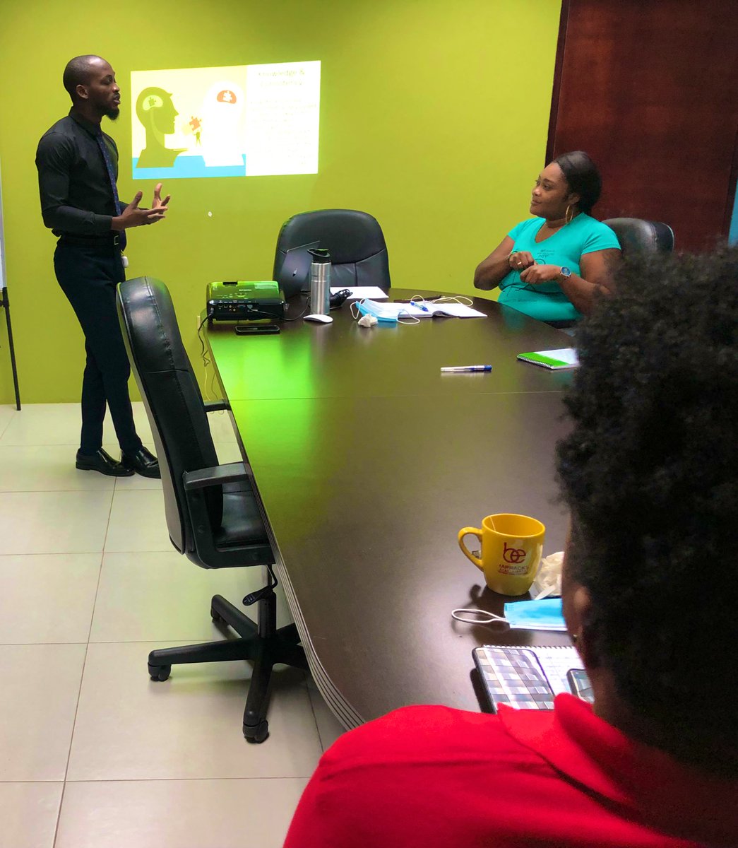 JASLtweets's tweet photo. The work continues...Our Social Media Officer, Chad Morgan leading members of the team through a vibrant a presentation around providing a customer centric approach to service delivery.  
#wowwednesday #watchourwork https://t.co/2QOAq9DzyK