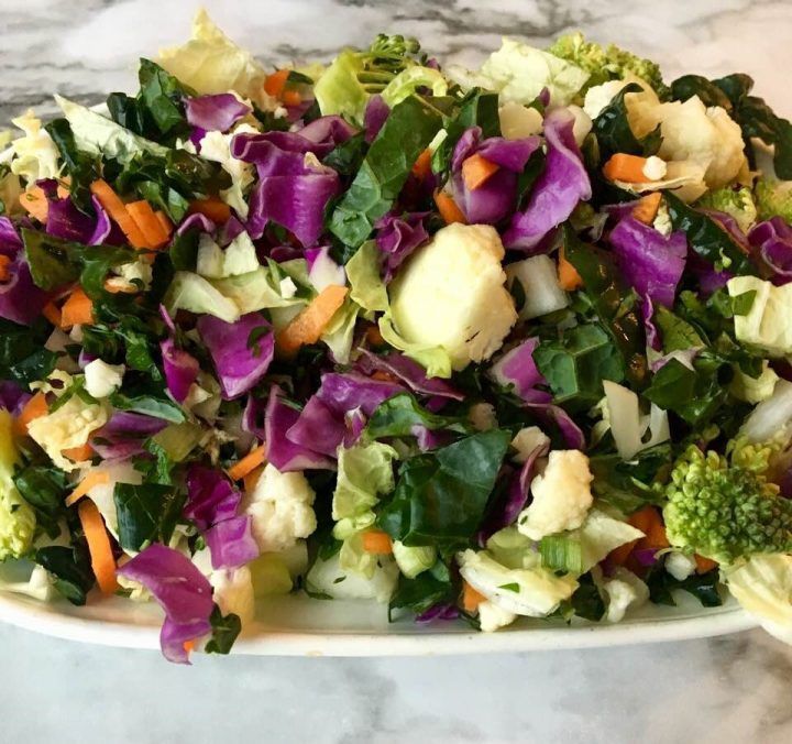 AnitasTableTalk's tweet photo. Get your diet back on track with this Delicious Rainbow Detox Salad.
#salad #diet #detox #kale 
Recipe: https://t.co/lCSmTKDPjc https://t.co/4UOYlCBnOy