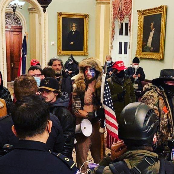 PrincessSumo1's tweet photo. I don't see the greatness but disgrace @realDonaldTrump @ABC7NY https://t.co/Wq9AyLqeiu