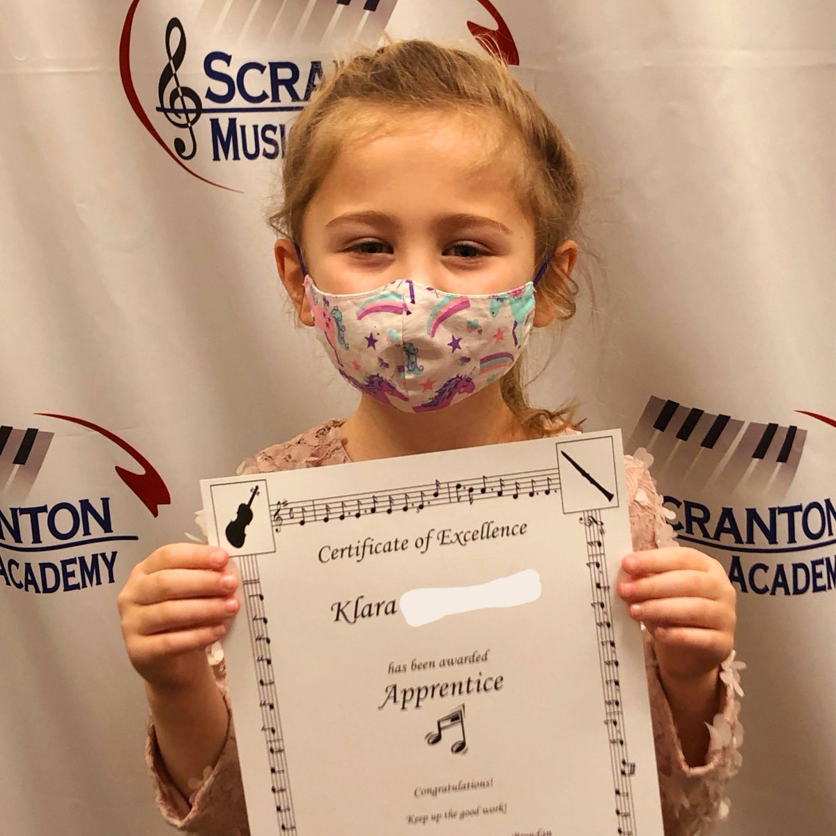 Congratulations to Klara who earned her Apprentice award in her violin lessons!  Great job Klara!
#musiclessonsscranton #scrantonmusicacademy
#violinlessonsscranton
#musicisawesome