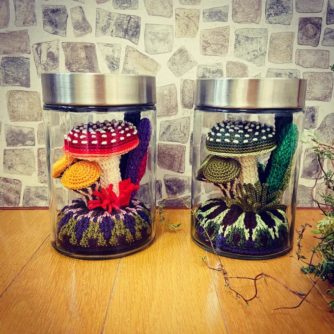 きのこ瓶。

#編み物 #crochet #きのこ #mushroom 