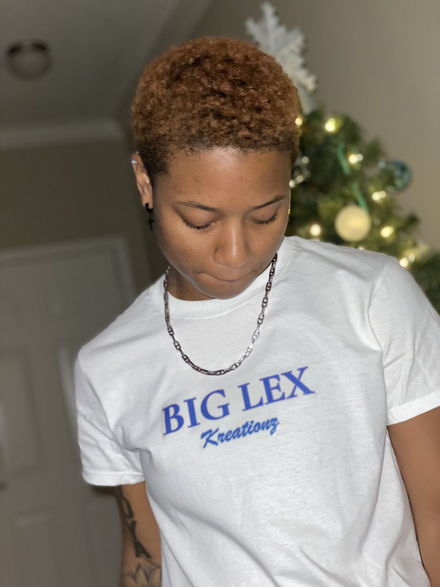 AllHailAlexia's tweet photo. Since these shirts have been getting a lot of traffic lately, I will soon have all of these listed on my website. Until then, continue to dm for purchase and rt for my next customer 🦾 I appreciate the love thus far 💙 BIG LEX Kreationz goin up soon and I 🎯 that ❕ https://t.co/TpFtFvfIhV