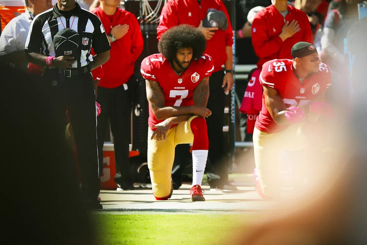 danidonovan's tweet photo. “unpatriotic” vs. “patriotic” https://t.co/rwKslwafDv