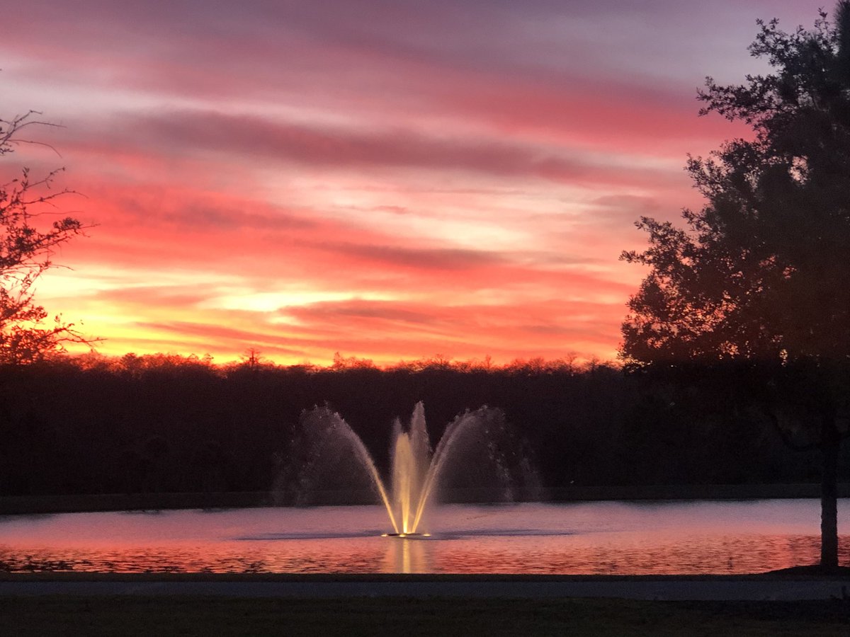 dianadelfavero's tweet photo. Beautiful sunset 😍 https://t.co/tJmXeUFEMK