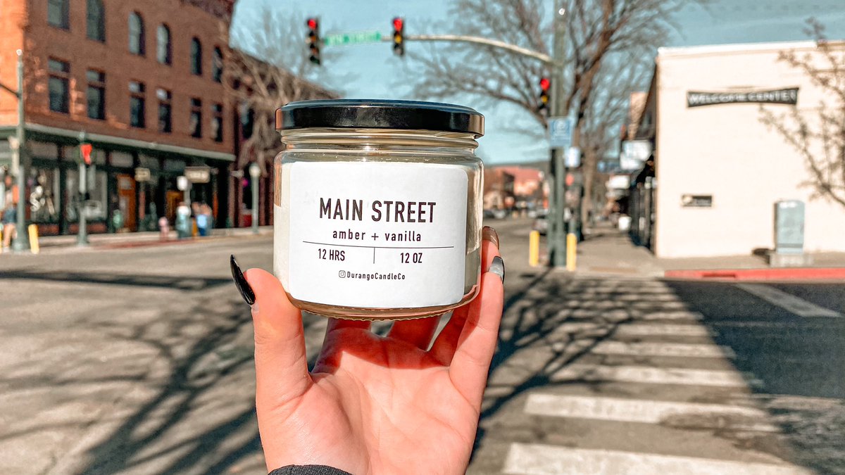 DurangoCandleCo's tweet photo. This candle is ✨inspired✨ by the beautiful Durango Main Street. From the string lights above to the amazing line of restaurants, Main Street combines all those qualities in one candle. #smallbusiness #soywaxcandles #shoplocal #candles https://t.co/9u04MZ5ZMo