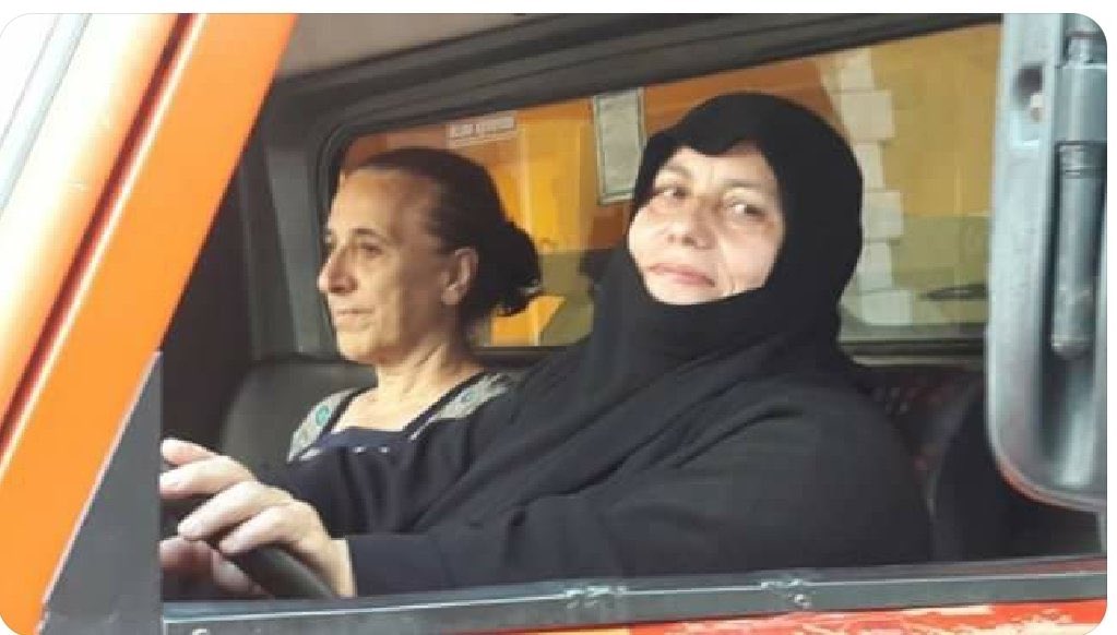 Deli_Kiz0's tweet photo. Şerife Bacı  ABD' ye Doğru Yol Aldı:))

Bekleyin kamyonlu kurtarıcınız yollarda  #TURUMP https://t.co/cJUGCGCQ0m
