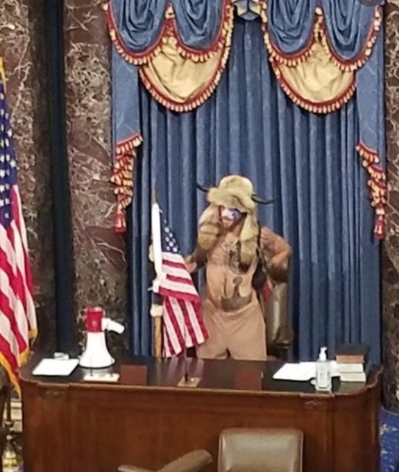 Beveiling Captitool gekraakt door <a href="/AlbertoStegeman/">Alberto Stegeman</a> ... tijd voor parlementair enquête