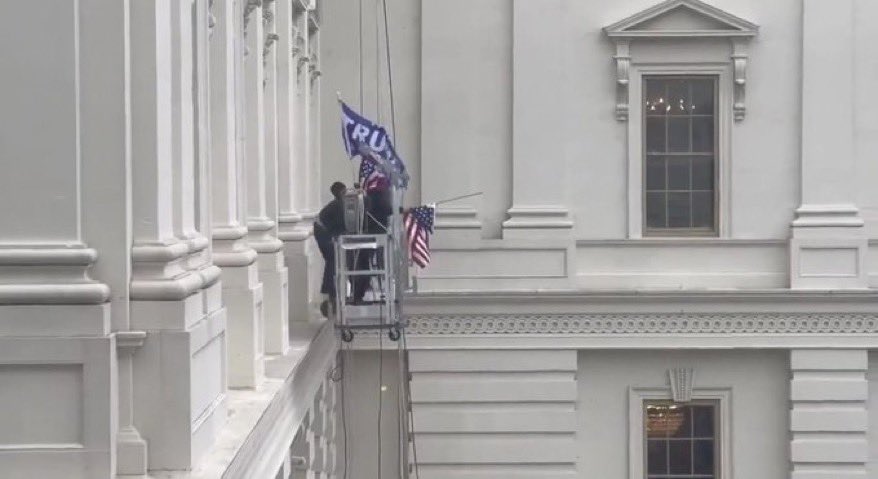 Delikwu's tweet photo. January 6th 2021

The day a nation that spends $750bn a year on defence allowed a ragtag group of domestic terrorists to storm the Capitol for the first time since 1814, in support of outgoing President Trump.

America broke new ground today. This attempted coup is history. https://t.co/xn4zRKUO44