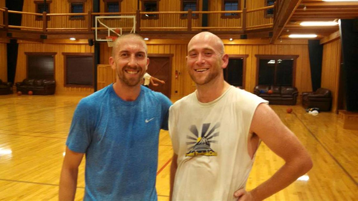 DavidIdeRph's tweet photo. Our son Scott Wills passed away unexpectedly from a cardiac event on 12/28. He was 39 with wife Kara, and two kids Ben (10) and Avery (7). He was a huge Blazer fan and thrilled to play you once in a pickup game. Thank you @SteveBlake5 for the memories. https://t.co/sipFUyrNyh