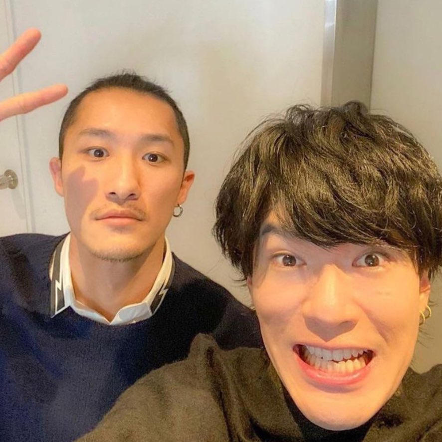 君の筋肉になりたい 深澤さん加工したんじゃないかってくらい顔でかくない お髭の岩本さんはtokioの松岡さんになっている Snowman 深澤辰哉 岩本照