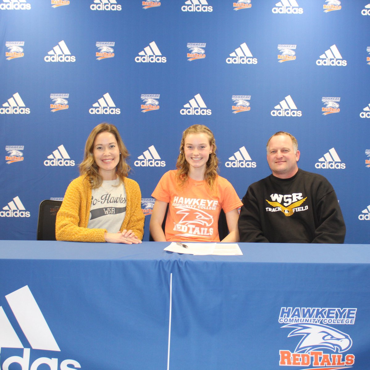RedTailTrackXC's tweet photo. The RedTails Track &amp; Field/Cross Country Teams would like to welcome Emma Hoins from Waverly Shell Rock to the RedTails Family!  

Emma has earned multiple All State honors for Cross Country along with Being All State in the 1500m and 3000m for Waverly Shell Rock. #RedTailsRising https://t.co/Fe1Qc6I5BX