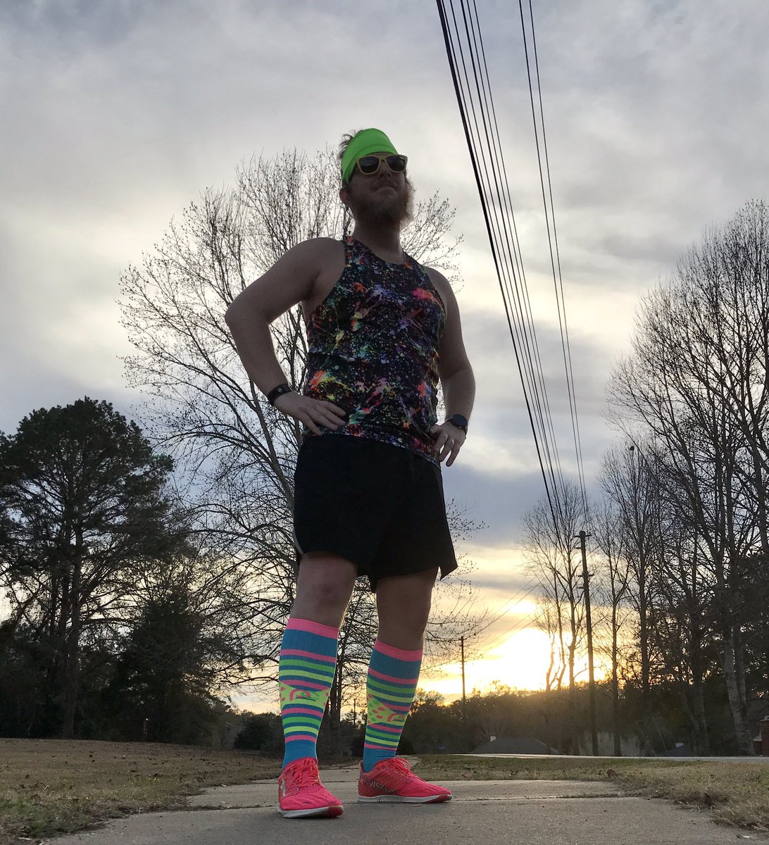 wortholomew's tweet photo. I chased the #sunset to celebrate another trip around.
3.9 miles + 1 mile to grow on. 4.9 miles.
#IStandWithYou #RunWithRivs🏴☠️ #Fitness #teamnuun #HSHive #RunBlueRidge #KeepItTight #BirthdaySplash #SquirrelsNutButter #AltraRedTeamUS #TeamROADiD #RunChat #RunMatchy #IHeartTally https://t.co/mTIYP5wlQF